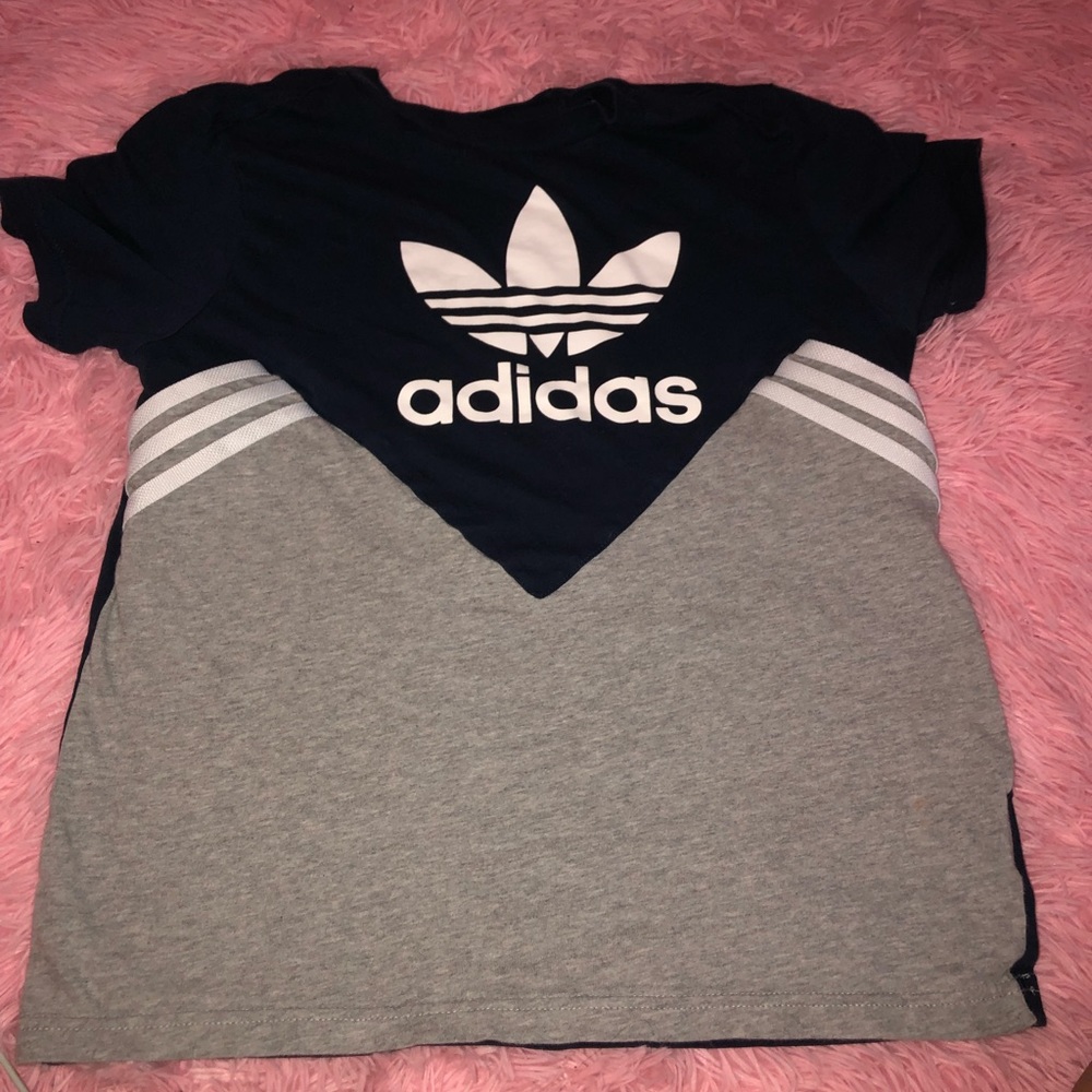 Adidas tee